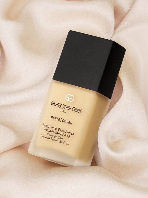 

EUROPE GIRL Matte Cover Long Wear SPF 15 Even Finish Foundation 30 ml - Shade 140, Beige