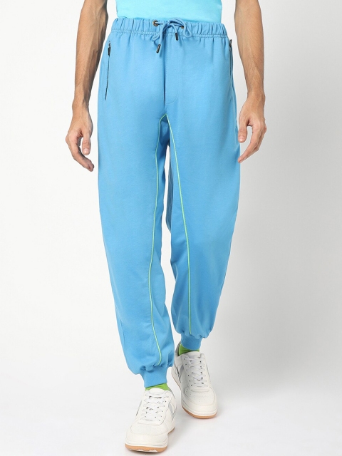 

Bewakoof Men Blue Solid Cotton Joggers