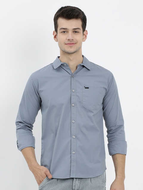 

V2 Value & Variety Men Grey Slim Fit Solid Casual Shirt