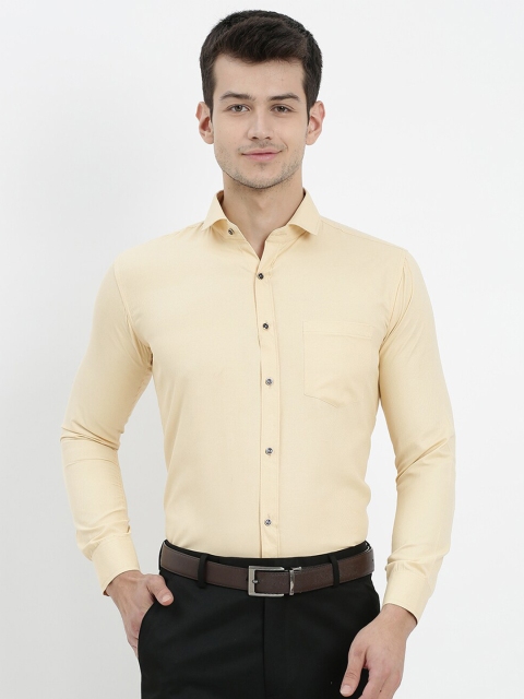 

V2 Value & Variety Men Orange Regular Fit Solid Formal Shirt