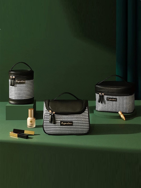 HOUSE OF QUIRK Set of 3 Grey Checked Makeup Organisers