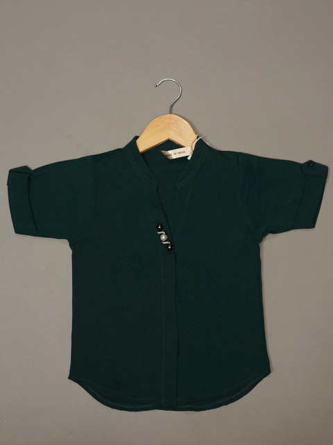 

Mumkins Green Crepe Top