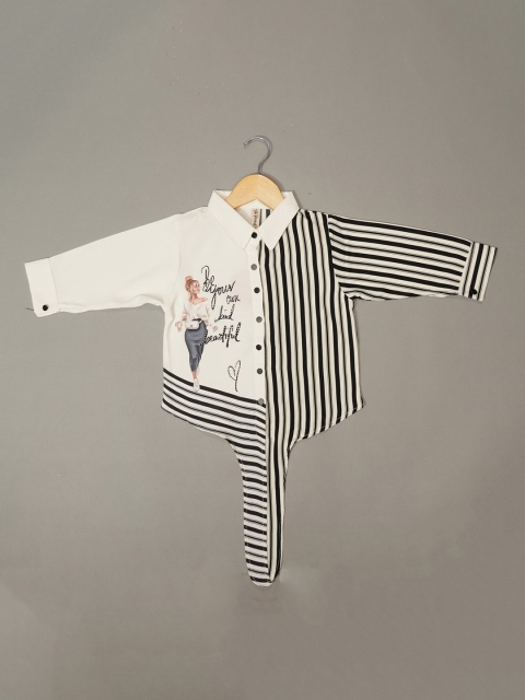 

Mumkins Black Print Extended Sleeves Crepe Top