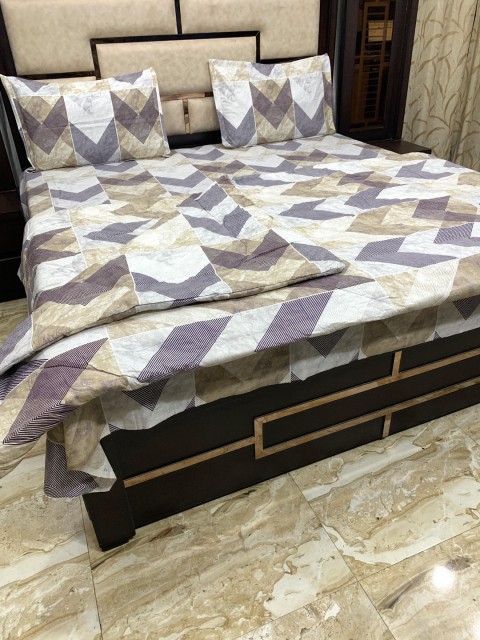 

Pure Decor Brown Printed Pure Cotton King Bedding Set With Comforter