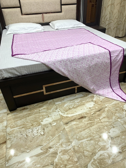 

Pure Decor Unisex Purple Blankets Quilts and Dohars