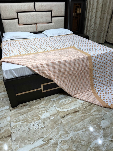 

Pure Decor Unisex Orange Blankets Quilts and Dohars