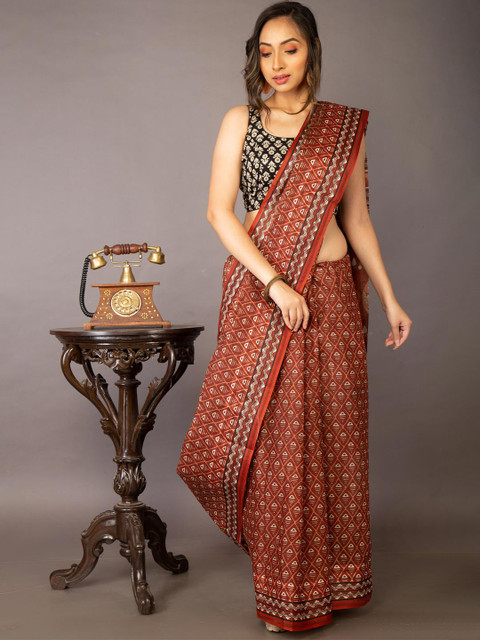 

Unnati Silks Maroon & White Ethnic Motifs Pure Cotton Kovai Saree