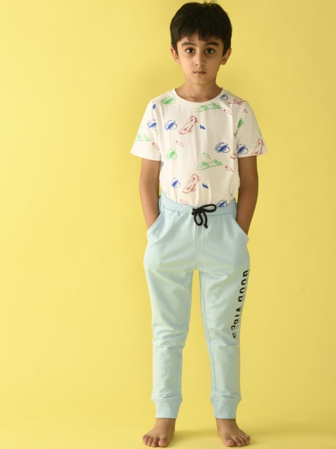 

Anthrilo Boys White & Green Printed Cotton T-shirt with Trousers