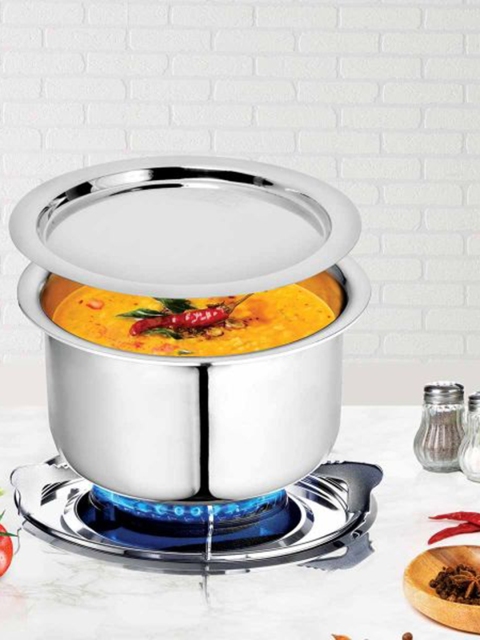 

SignoraWare Silver Solid Tri-Ply Stainless Steel Cookware