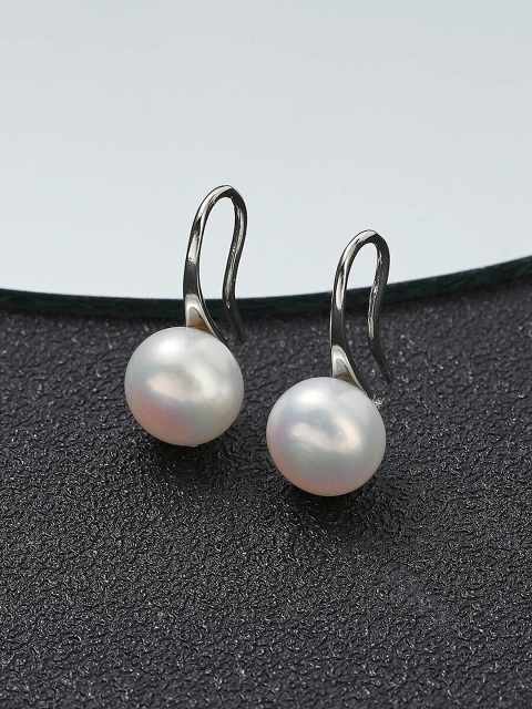 

EL REGALO White Circular Drop Earrings