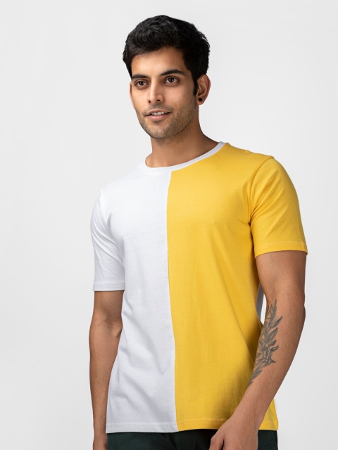 

FRATERNITY Men Yellow Colourblocked T-shirt