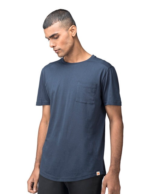 

MensXP Basics Men Blue Slim Fit T-shirt