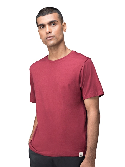 

MensXP Basics Men Red High Neck Drop-Shoulder Sleeves Slim Fit T-shirt