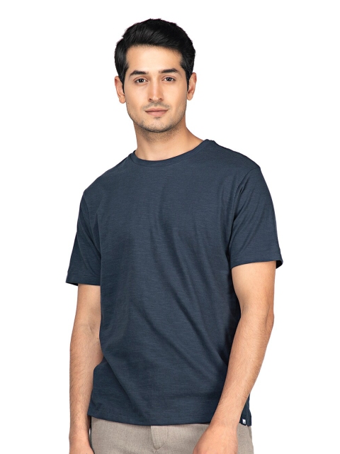 

MensXP Basics Men Blue T-shirt