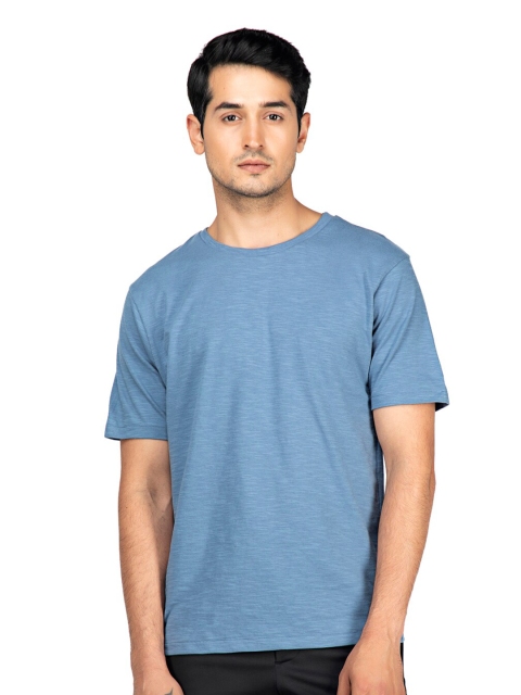 

MensXP Basics Men Blue T-shirt