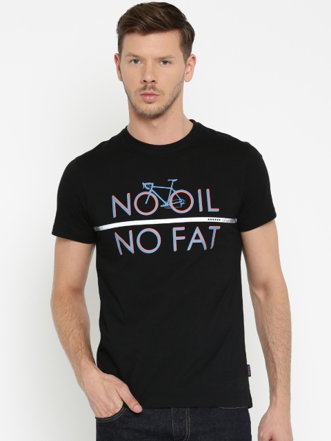 

Lee Men Black Printed Round Neck T-shirt