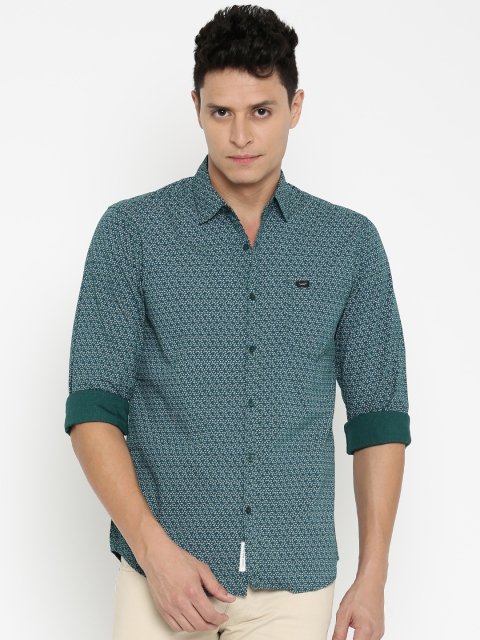 

Lee Men Green Slim Fit Printed Casual Shirt