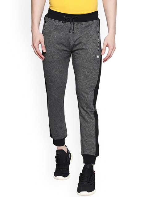 

SPYKAR Men Black Solid Cotton Track Pant