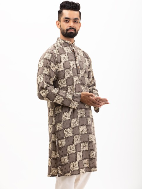 

Firangi Yarn Men Brown Checked Flared Sleeves Kurta