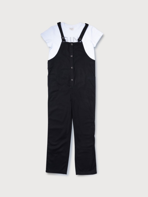 

Gini and Jony Girls Black Solid Cotton Dungarees