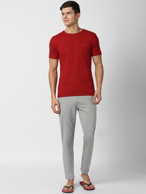 

Peter England Men Red & Grey Night suit