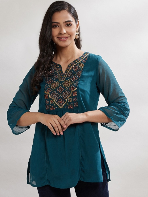 

Lakshita Women Blue Paisley Embroidered Flared Sleeves Thread Work Kurta