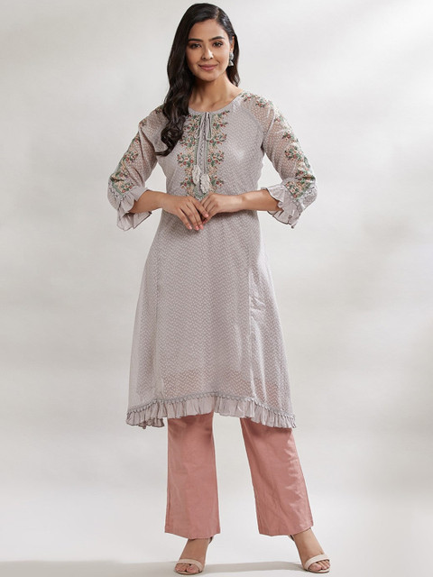 

Lakshita Women Grey Geometric Flared Sleeves Gotta Patti Kurta