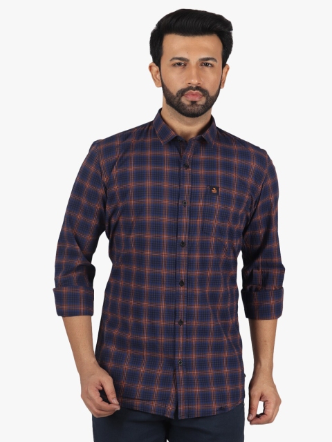 

DCot By Donear Men Orange & Navy Blue Comfort Checked Casual Shirt
