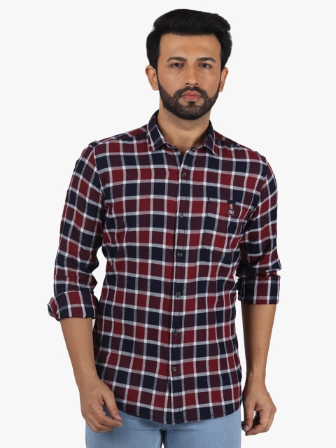 

DCot By Donear Men Maroon & Navy Blue Comfort Checked Casual Cotton Shirt