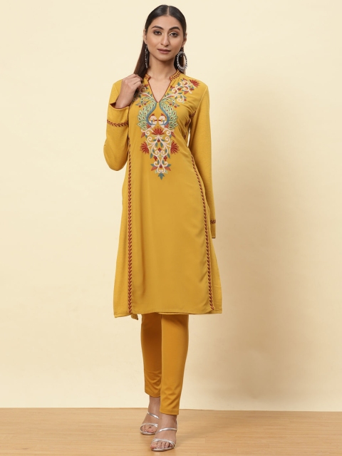 

Lakshita Women Yellow Embroidered Thread Work Kurta