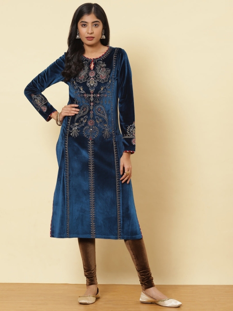 

Lakshita Women Turquoise Blue Embroidered Keyhole Neck Thread Work Velvet Kurta