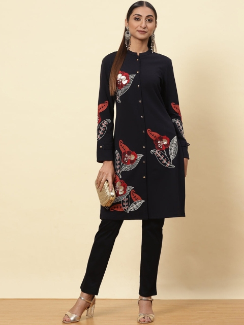 

Lakshita Women Blue Floral Printed Kurta