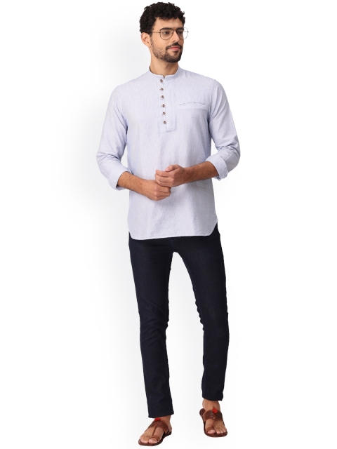 

NIRVAAN Men Blue Striped Kurta