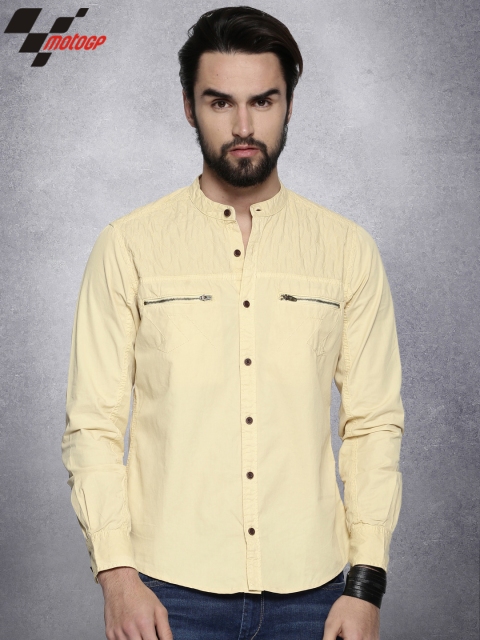 

Roadster MotoGP Men Cream-Coloured Slim Fit Solid Casual Shirt
