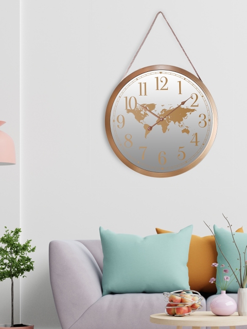 

HomeTown Unisex Gold Clocks