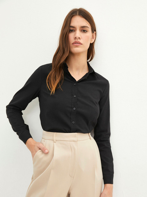 

LC Waikiki Women Black Solid Classic Casual Standard Fit Shirt