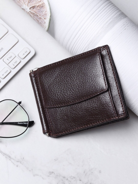 

Teakwood Leathers Men Brown Leather Money Clip