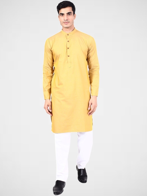 

TAHVO Men Yellow & White Printed Kurta With Pyjama