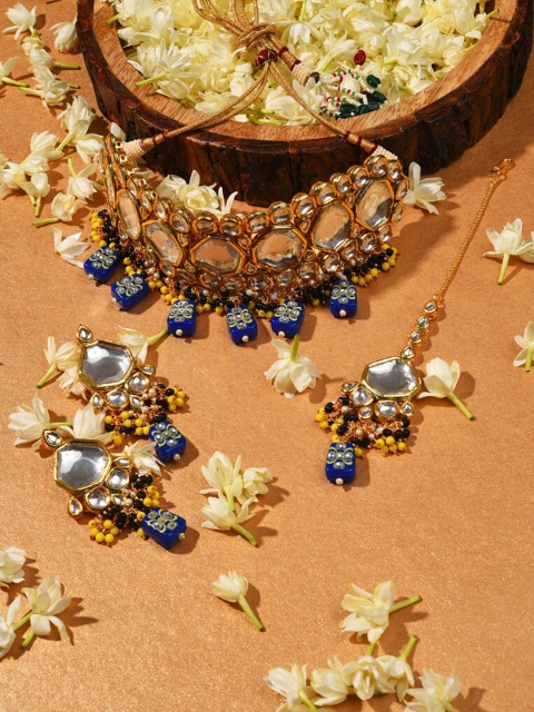 

SOHI Gold-Plated White & Black Stone-Studded & Pearl Beaded Jewellery Set