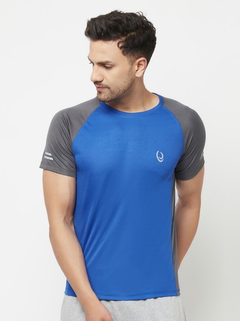 

ELEGANCE Men Blue Applique T-shirt