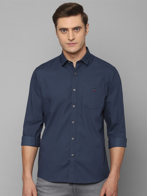 

Louis Philippe Sport Men Navy Blue Slim Fit Casual Shirt