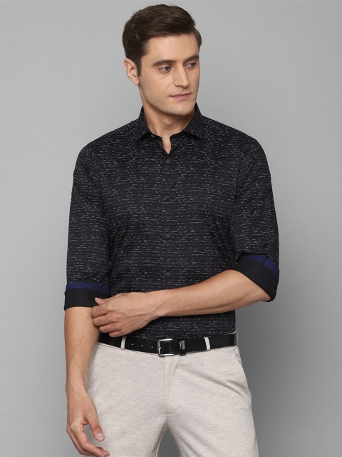 

Louis Philippe Sport Men Black Slim Fit Floral Printed Casual Shirt