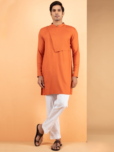 

INDIYUNG Men Orange Pathani Kurta