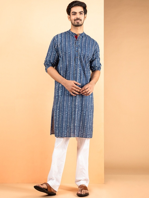 

INDIYUNG Men Blue & deep cobalt Thread Work Kurta