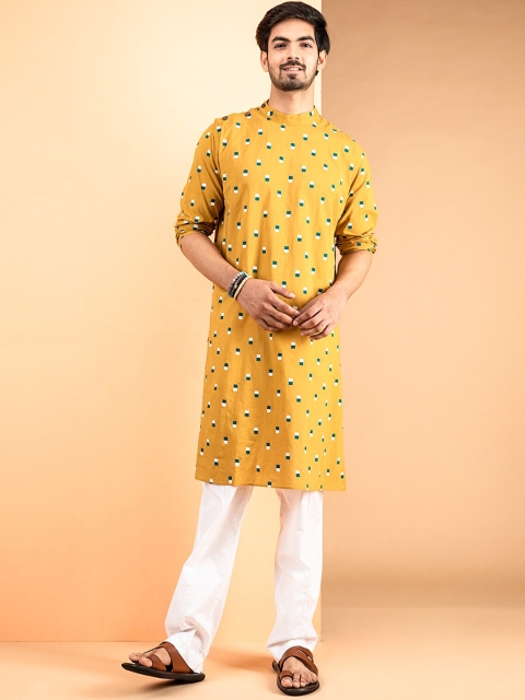 

INDIYUNG Men White & banana cream Floral Thread Work Kurta