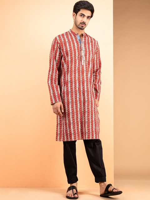 

INDIYUNG Men Red Printed Thread Work Kurta