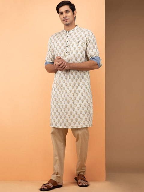 

INDIYUNG Men White Ethnic Motifs Printed Kurta