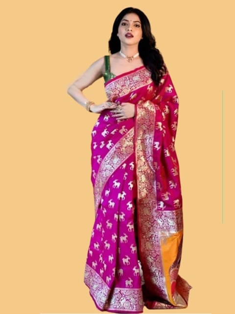 

Sangria Women Magenta Sarees