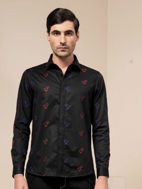 

ABKASA Men Black Sharp Slim Fit Printed Casual Shirt