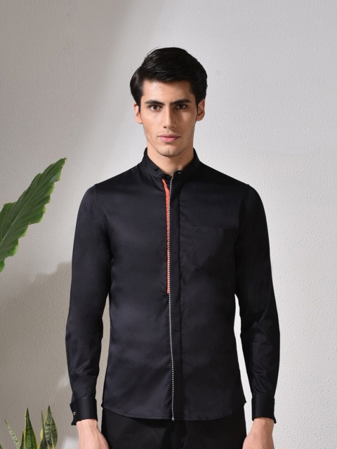 

ABKASA Men Black Sharp Slim Fit Printed Casual Shirt